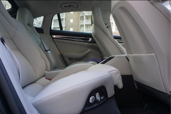Porsche Panamera 4.0 GTS V8 BiTurbo | Sport Chrono | Luchtvering | Panoramadak | Adaptive + Lane | 4x Memory Verwarming Koeling | Soft close | Sfeerverlichting | Nieuwprijs ca € 226.000,-