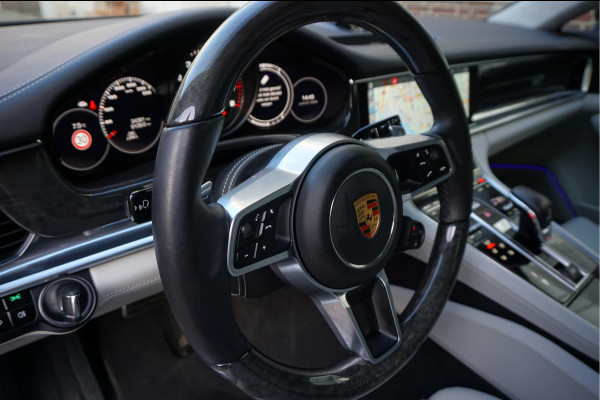 Porsche Panamera 4.0 GTS V8 BiTurbo | Sport Chrono | Luchtvering | Panoramadak | Adaptive + Lane | 4x Memory Verwarming Koeling | Soft close | Sfeerverlichting | Nieuwprijs ca € 226.000,-