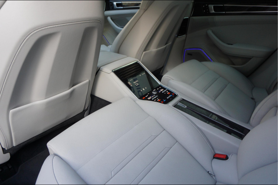 Porsche Panamera 4.0 GTS V8 BiTurbo | Sport Chrono | Luchtvering | Panoramadak | Adaptive + Lane | 4x Memory Verwarming Koeling | Soft close | Sfeerverlichting | Nieuwprijs ca € 226.000,-