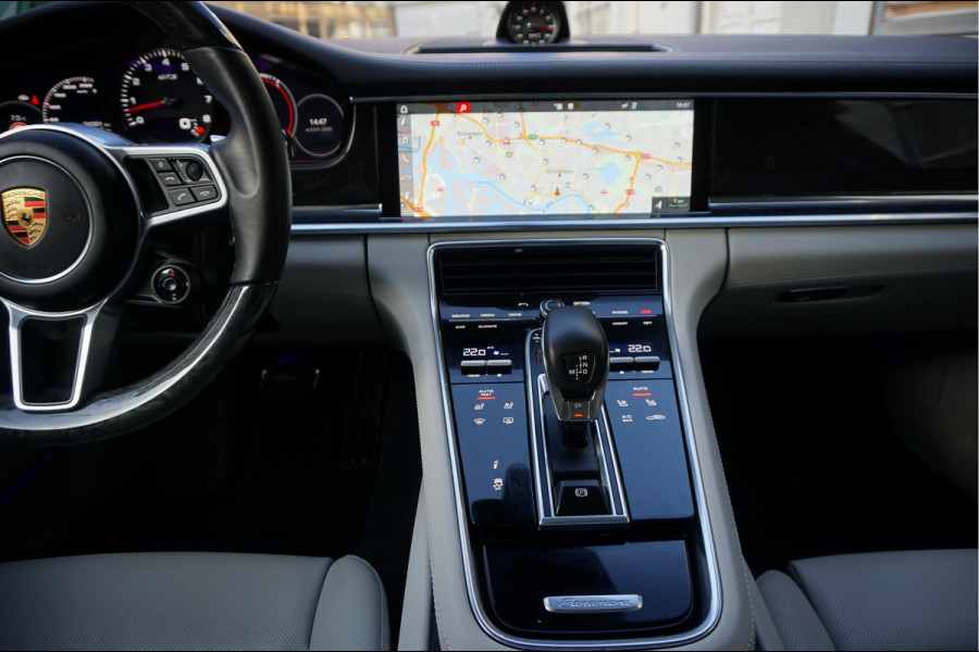 Porsche Panamera 4.0 GTS V8 BiTurbo | Sport Chrono | Luchtvering | Panoramadak | Adaptive + Lane | 4x Memory Verwarming Koeling | Soft close | Sfeerverlichting | Nieuwprijs ca € 226.000,-