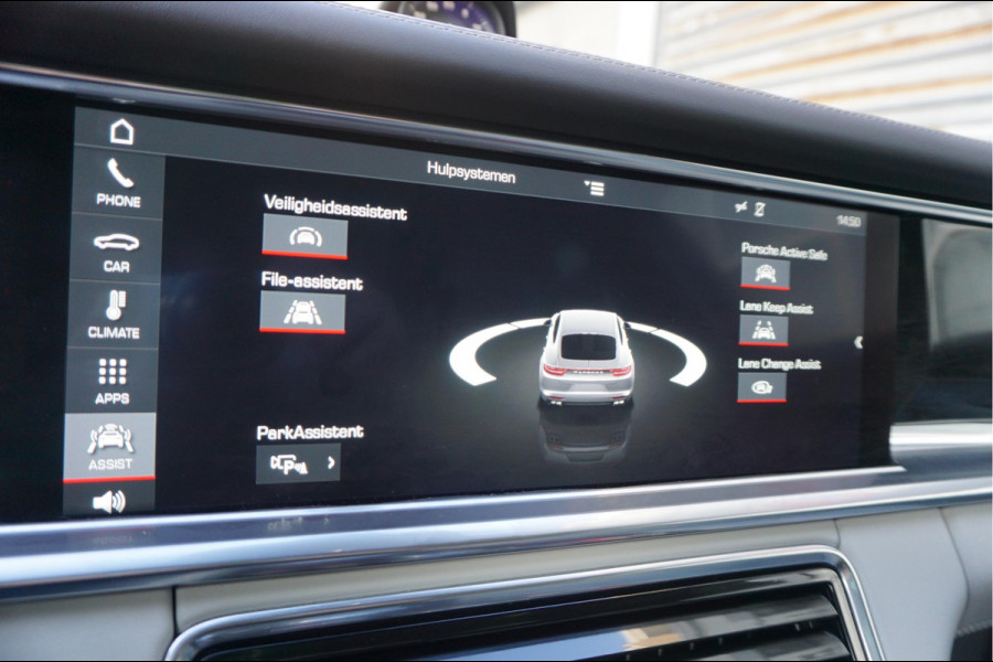 Porsche Panamera 4.0 GTS V8 BiTurbo | Sport Chrono | Luchtvering | Panoramadak | Adaptive + Lane | 4x Memory Verwarming Koeling | Soft close | Sfeerverlichting | Nieuwprijs ca € 226.000,-