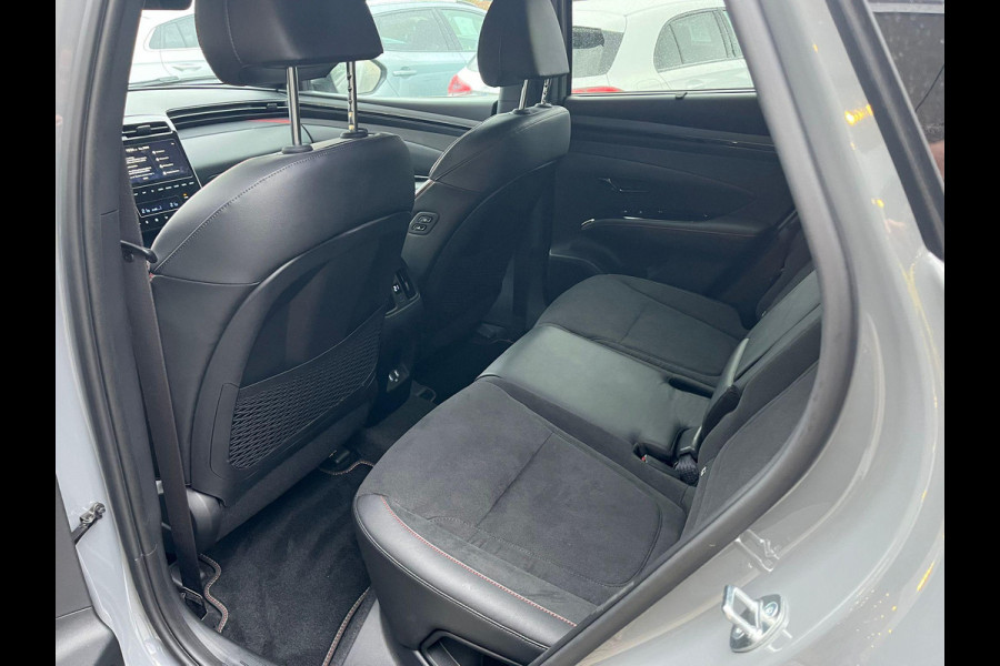 Hyundai Tucson 1.6 T-GDI PHEV N Line Sky 4WD |  Panoramadak | Dealer onderhouden | Stoelverwarming/koeling | Achteruitrijcamera | Adaptive cruise control | KRELL Audio