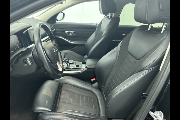BMW 3 Serie Touring 320i Executive Edition(2e Eig, NL-auto, Dealer onderH, Navi Prof, Carplay, Sportstoelen, Parkeerhulp, Etc)