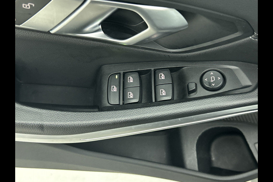 BMW 3 Serie Touring 320i Executive Edition(2e Eig, NL-auto, Dealer onderH, Navi Prof, Carplay, Sportstoelen, Parkeerhulp, Etc)