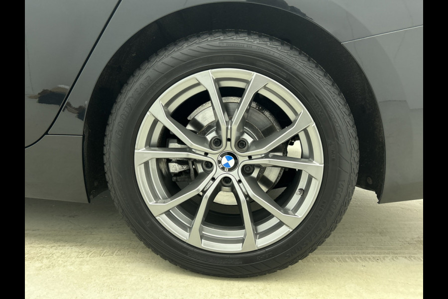 BMW 3 Serie Touring 320i Executive Edition(2e Eig, NL-auto, Dealer onderH, Navi Prof, Carplay, Sportstoelen, Parkeerhulp, Etc)