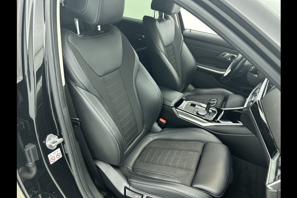 BMW 3 Serie Touring 320i Executive Edition(2e Eig, NL-auto, Dealer onderH, Navi Prof, Carplay, Sportstoelen, Parkeerhulp, Etc)