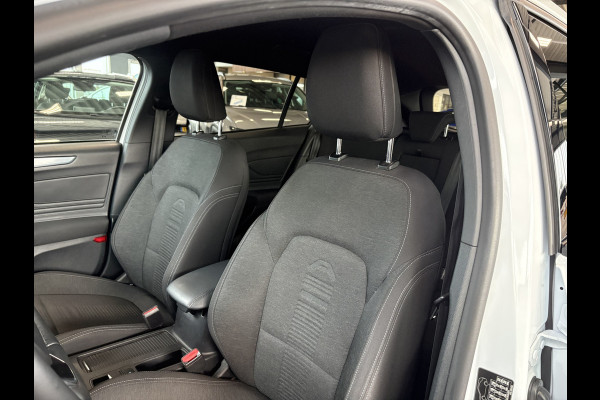 Ford FOCUS Wagon 1.0 EcoB.Hybrid 155pk Active X Business KEYLESS/B&OAUDIO/CAMERA/NAVI/CARPLAY/18INCH