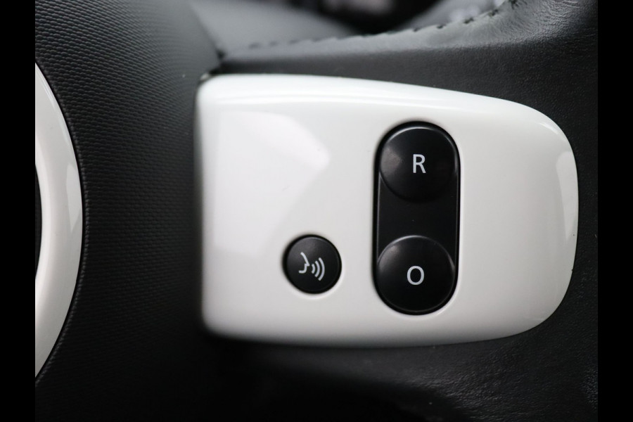 Renault Twingo 90pk TCe Intens Cruise | Climate | Carplay | Parkeersens. achter