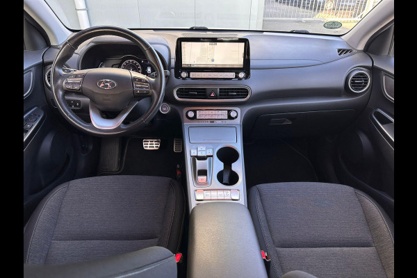 Hyundai Kona EV Comfort 64 kWh | SOH: 94,6% | Trekhaak | 3 Fase | Warmtepomp | Navi | Adaptive CC | Climate |