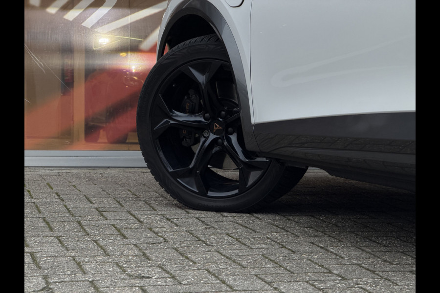 CUPRA Formentor 1.4 e-Hybrid VZ Copper Edition / Trekhaak (1.500KG) / Panoramadak / PDC / Adaptive Cruise / Leder / 245 PK