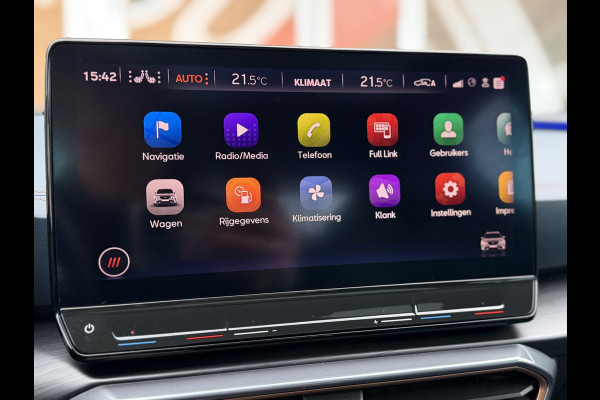 CUPRA Formentor 1.4 e-Hybrid VZ Copper Edition / Trekhaak (1.500KG) / Panoramadak / PDC / Adaptive Cruise / Leder / 245 PK