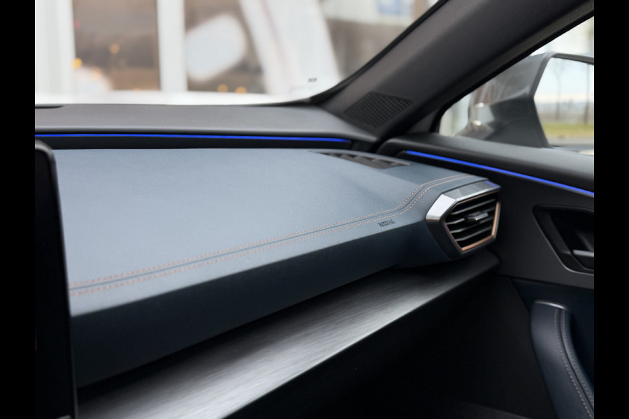 CUPRA Formentor 1.4 e-Hybrid VZ Copper Edition / Trekhaak (1.500KG) / Panoramadak / PDC / Adaptive Cruise / Leder / 245 PK