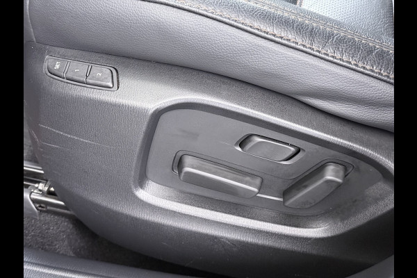 Mazda CX-5 2.0I AUT.6 165pk GT M Elektr.Mem.Stoel Leer Trekhaak Bose®-Audio Apple Carplay Android Auto Navi Camera Stoel+Stuurverwarming Pd Dodehoek detector Cruise control Led Privacy Glas Bluetooth Lmv 19" Origineel Nederlandse, zeer complete Mazda CX-5 SUPERCARAVANTREKKER 2.000KG Trekgewicht