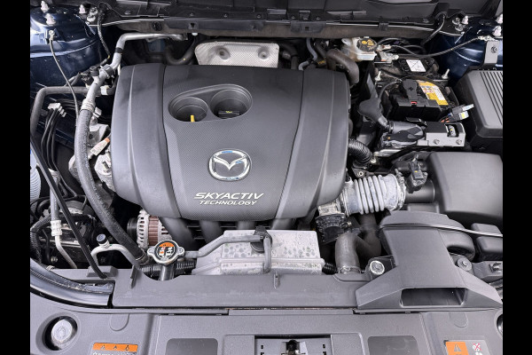 Mazda CX-5 2.0I AUT.6 165pk GT M Elektr.Mem.Stoel Leer Trekhaak Bose®-Audio Apple Carplay Android Auto Navi Camera Stoel+Stuurverwarming Pd Dodehoek detector Cruise control Led Privacy Glas Bluetooth Lmv 19" Origineel Nederlandse, zeer complete Mazda CX-5 SUPERCARAVANTREKKER 2.000KG Trekgewicht
