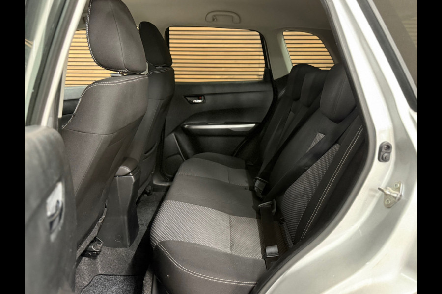 Suzuki Vitara 1.4 Boosterjet Select Smart Hybrid Automaat | LED | Camera | Trekhaak