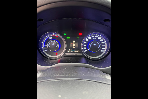 Suzuki Vitara 1.4 Boosterjet Select Smart Hybrid Automaat | LED | Camera | Trekhaak