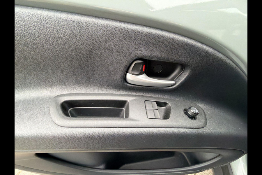 Toyota Aygo X 1.0 VVT-i MT Pulse | 17" Lm-velgen | APPCONNECT | AIRCO | CAMERA | ADAP CRUISE | LANE-ASSIST |