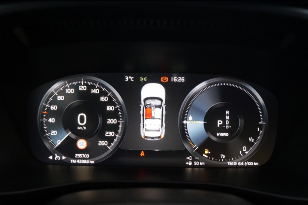 Volvo XC40 1.5 T4 Plug-in Hybrid Core Bright -LEER-NAVI-ECC-