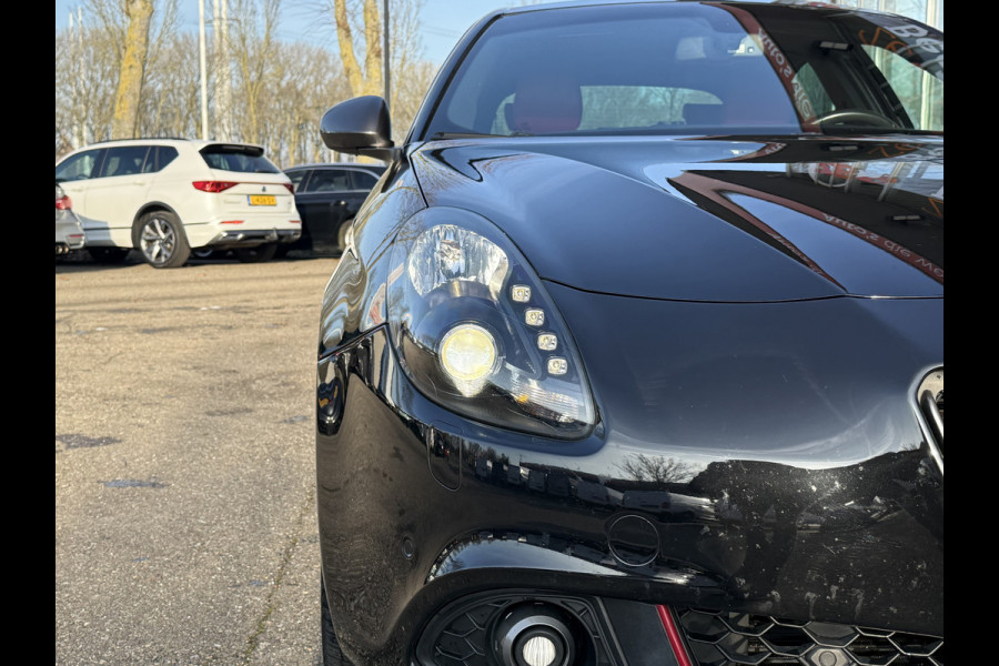 Alfa Romeo Giulietta 1.4 Turbo MultiAir Super | NL-auto | Pano | Leder | Navi | Cruise