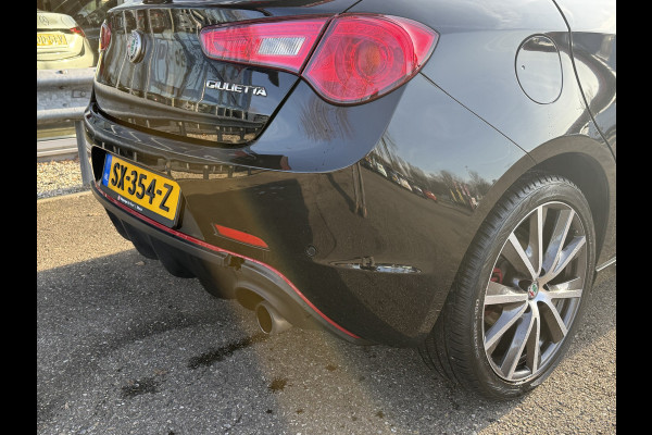 Alfa Romeo Giulietta 1.4 Turbo MultiAir Super | NL-auto | Pano | Leder | Navi | Cruise