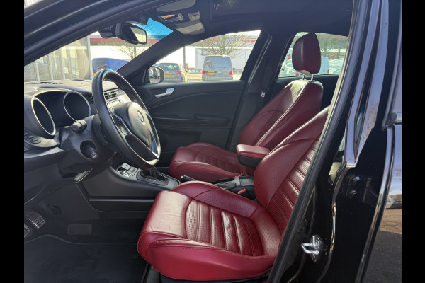 Alfa Romeo Giulietta 1.4 Turbo MultiAir Super | NL-auto | Pano | Leder | Navi | Cruise