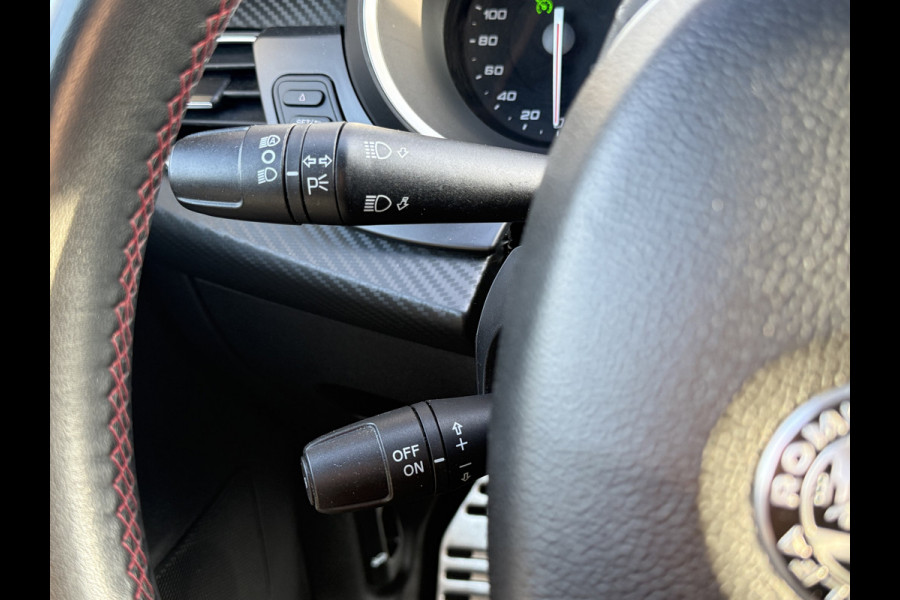 Alfa Romeo Giulietta 1.4 Turbo MultiAir Super | NL-auto | Pano | Leder | Navi | Cruise