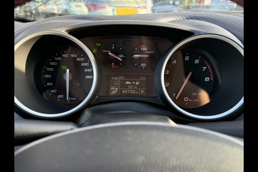 Alfa Romeo Giulietta 1.4 Turbo MultiAir Super | NL-auto | Pano | Leder | Navi | Cruise