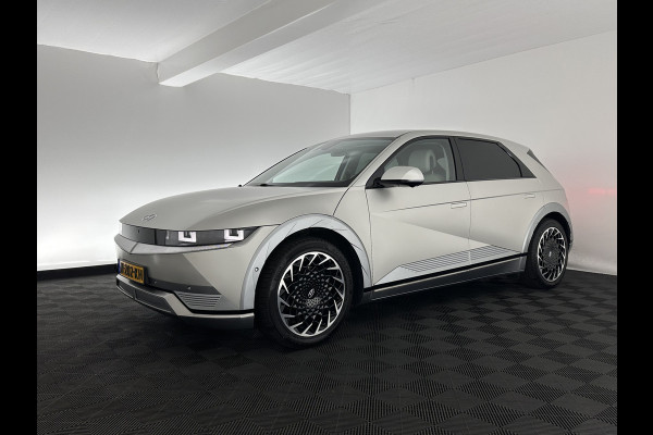 Hyundai IONIQ 5 Lounge 73kWh [ 3-Fase ] {SOH-97%} (INCL-BTW) Aut *HEATPUMP | LEATHER | PREMIUM-AUDIO | FULL-LED | ADAPTIVE-CRUISE | BLINDSPOT | DIGI-COCKPIT | AMBIENTLIGHT | DAB | SHIFT-PADDLES | HEAD-UP | NAVI-FULLMAP | KEYLESS | ...