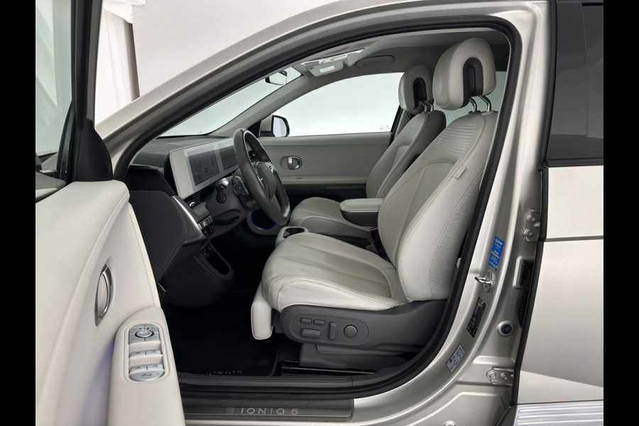 Hyundai IONIQ 5 Lounge 73kWh [ 3-Fase ] {SOH-97%} (INCL-BTW) Aut *HEATPUMP | LEATHER | PREMIUM-AUDIO | FULL-LED | ADAPTIVE-CRUISE | BLINDSPOT | DIGI-COCKPIT | AMBIENTLIGHT | DAB | SHIFT-PADDLES | HEAD-UP | NAVI-FULLMAP | KEYLESS | ...