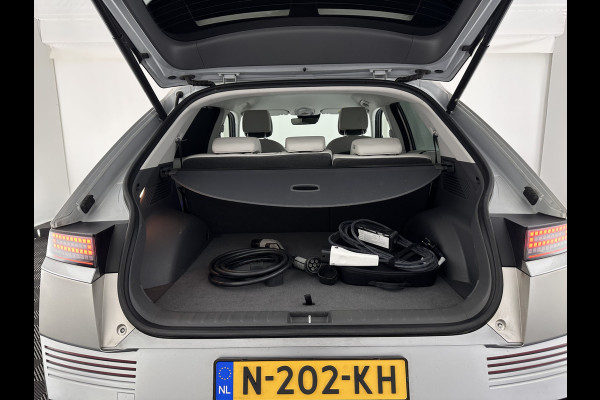 Hyundai IONIQ 5 Lounge 73kWh [ 3-Fase ] {SOH-97%} (INCL-BTW) Aut *HEATPUMP | LEATHER | PREMIUM-AUDIO | FULL-LED | ADAPTIVE-CRUISE | BLINDSPOT | DIGI-COCKPIT | AMBIENTLIGHT | DAB | SHIFT-PADDLES | HEAD-UP | NAVI-FULLMAP | KEYLESS | ...