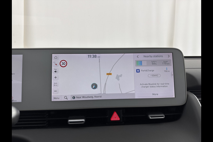 Hyundai IONIQ 5 Lounge 73kWh [ 3-Fase ] {SOH-97%} (INCL-BTW) Aut *HEATPUMP | LEATHER | PREMIUM-AUDIO | FULL-LED | ADAPTIVE-CRUISE | BLINDSPOT | DIGI-COCKPIT | AMBIENTLIGHT | DAB | SHIFT-PADDLES | HEAD-UP | NAVI-FULLMAP | KEYLESS | ...