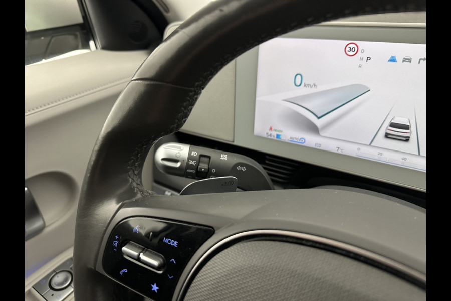Hyundai IONIQ 5 Lounge 73kWh [ 3-Fase ] {SOH-97%} (INCL-BTW) Aut *HEATPUMP | LEATHER | PREMIUM-AUDIO | FULL-LED | ADAPTIVE-CRUISE | BLINDSPOT | DIGI-COCKPIT | AMBIENTLIGHT | DAB | SHIFT-PADDLES | HEAD-UP | NAVI-FULLMAP | KEYLESS | ...