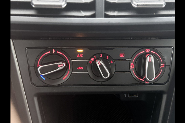 Volkswagen Polo 1.0 TSI Comfortline (NL-auto, Goed OnderH, Parkeersensoren, Adaptieve Cruise Con, Airco, Etc)