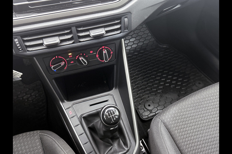 Volkswagen Polo 1.0 TSI Comfortline (NL-auto, Goed OnderH, Parkeersensoren, Adaptieve Cruise Con, Airco, Etc)