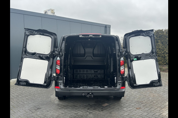 Ford Transit Custom 2.0 TDCI 136 PK AUTOMAAT TREND / 2.75 TON TREKHAAK / **BPM VRIJ !! NIEUW** / FABRIEKSGARANTIE / AIRCO / CRUISE / CAMERA / APPLE