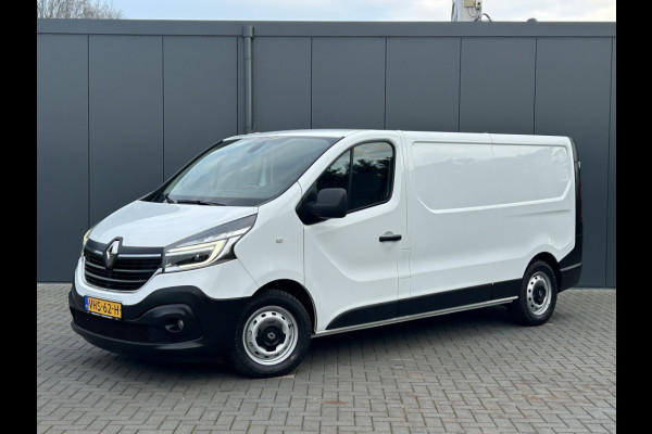 Renault Trafic 2.0 dCi 146 PK / L2H1 / 1e EIG. / AUTOMAAT / SORTIMO INRICHTING / TREKHAAK / AIRCO / CRUISE / BLUETOOTH / 3-ZITS