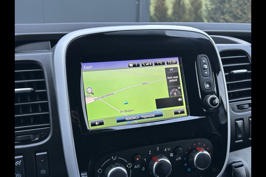 Renault Trafic 2.0 dCi 146 PK / L2H1 / 1e EIG. / AUTOMAAT / SORTIMO INRICHTING / TREKHAAK / AIRCO / CRUISE / BLUETOOTH / 3-ZITS