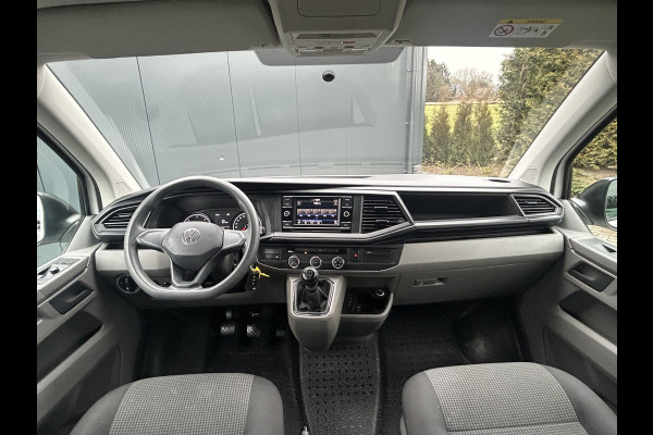Volkswagen Transporter 2.0 TDI 111 PK / L2H1 / DUBBE CABINE / 1e EIG. / IMPERIAAL / TREKHAAK / AIRCO / CRUISE