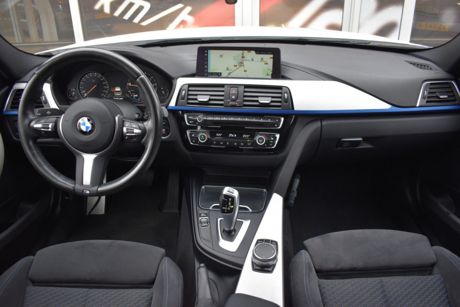 BMW 3 Serie Touring 318i Edition Automaat M Sport Shadow Executive / Navigatie / Clima / Keyless / Trekhaak / 18"LM