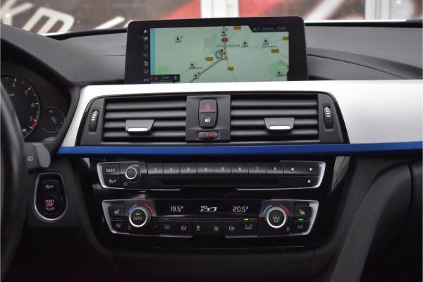 BMW 3 Serie Touring 318i Edition Automaat M Sport Shadow Executive / Navigatie / Clima / Keyless / Trekhaak / 18"LM