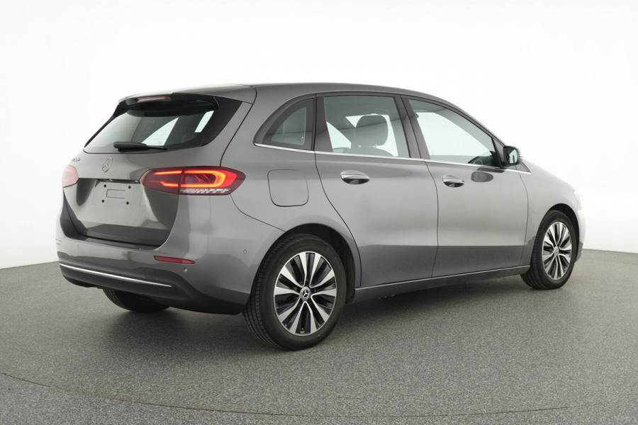 Mercedes-Benz B-Klasse 250 e Plug-In Hybride Ledkoplampen | Keyless-Go | Achteruitrijcamera | Navigatie | Sfeeverlichting. Inclusief 24 maanden MB Certified garantie voor Europa.