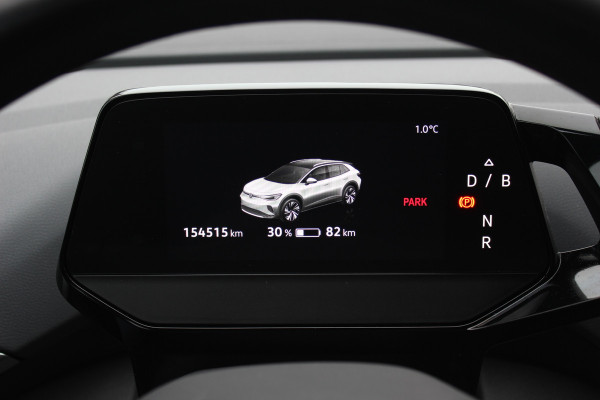 Volkswagen ID.4 First 77 kWh / SoH 88.6% / Camera / Apple CarPlay / DAB / 20'' / LED / Alcantara / Stoelverwarming / ACC