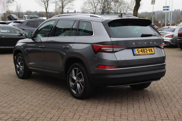 Škoda Kodiaq 1.5 TSI Business Edition Plus / Trekhaak / 360Camera / Leder / CarPlay / Keyless / 19'' / Matrix LED / Stoelventilatie / Stoelverwarming V+A / Stuurverwarming / Dodehoek / DAB / ACC