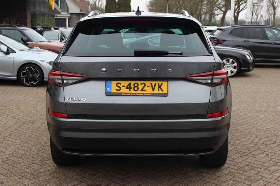 Škoda Kodiaq 1.5 TSI Business Edition Plus / Trekhaak / 360Camera / Leder / CarPlay / Keyless / 19'' / Matrix LED / Stoelventilatie / Stoelverwarming V+A / Stuurverwarming / Dodehoek / DAB / ACC