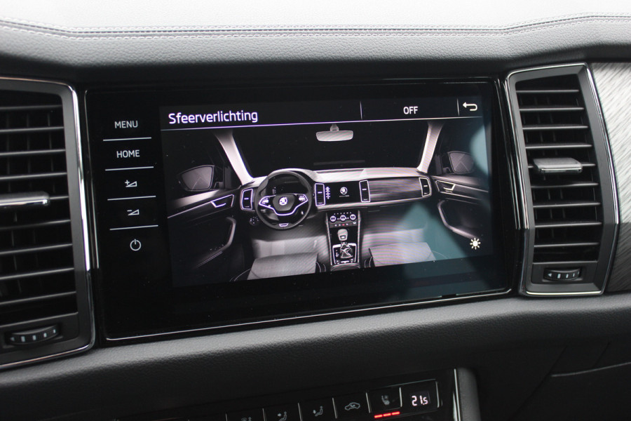 Škoda Kodiaq 1.5 TSI Business Edition Plus / Trekhaak / 360Camera / Leder / CarPlay / Keyless / 19'' / Matrix LED / Stoelventilatie / Stoelverwarming V+A / Stuurverwarming / Dodehoek / DAB / ACC