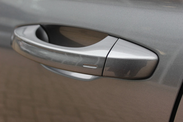 Škoda Kodiaq 1.5 TSI Business Edition Plus / Trekhaak / 360Camera / Leder / CarPlay / Keyless / 19'' / Matrix LED / Stoelventilatie / Stoelverwarming V+A / Stuurverwarming / Dodehoek / DAB / ACC