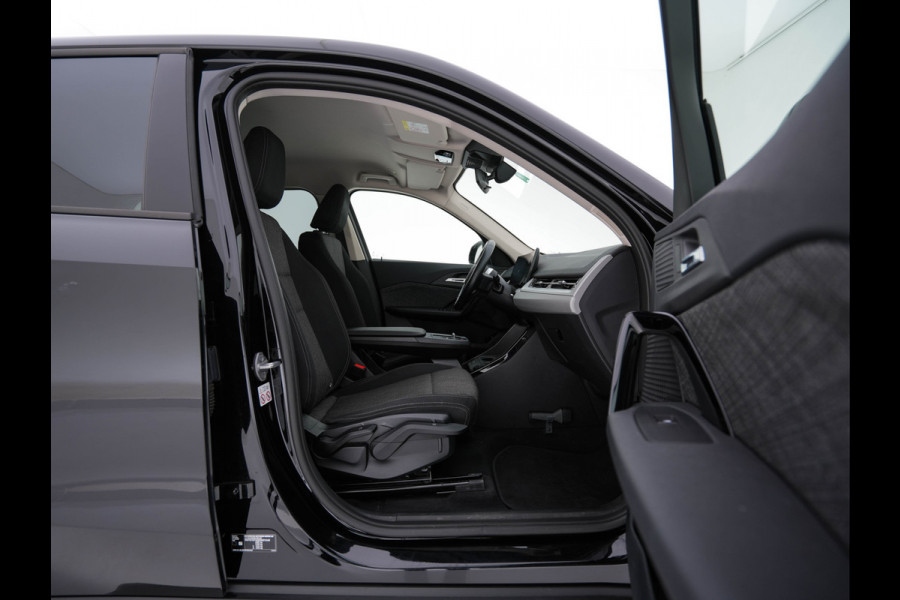 BMW iX1 xDrive30 Launch Edition 67 kWh [ 3-Fase-11kW ] {SOH-100%} (INCL-BTW) Aut. *FULL-LED | DIGI-COCKPIT | DAB+ | NAVI-FULLMAP | PRIVACYGLASS | COMFORTSEATS | ECC | PDC | CRUISE | 18''ALU*