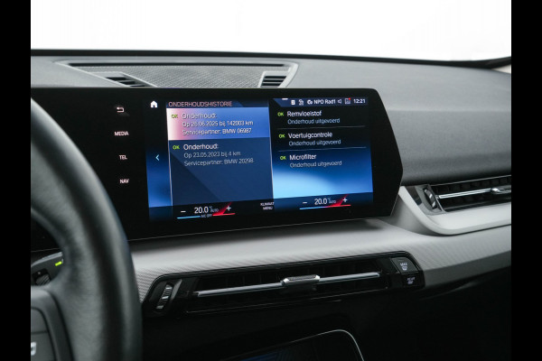 BMW iX1 xDrive30 Launch Edition 67 kWh [ 3-Fase-11kW ] {SOH-100%} (INCL-BTW) Aut. *FULL-LED | DIGI-COCKPIT | DAB+ | NAVI-FULLMAP | PRIVACYGLASS | COMFORTSEATS | ECC | PDC | CRUISE | 18''ALU*