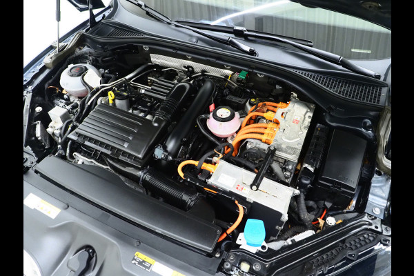 Škoda Superb Combi 1.4 TSI iV Laurin & Klement | Canton | Leder | Trekhaak | Memory | Virtual | Adaptive Cruise | Keyless | Carplay