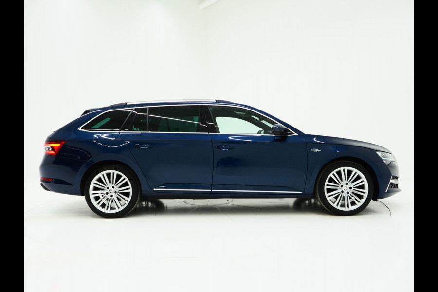 Škoda Superb Combi 1.4 TSI iV Laurin & Klement | Canton | Leder | Trekhaak | Memory | Virtual | Adaptive Cruise | Keyless | Carplay